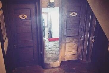 تختخواب و صبحانه Villa Fiorita