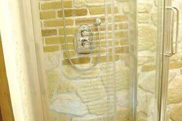 تختخواب و صبحانه Villa Fiorita