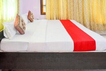 هتل Parag Inn