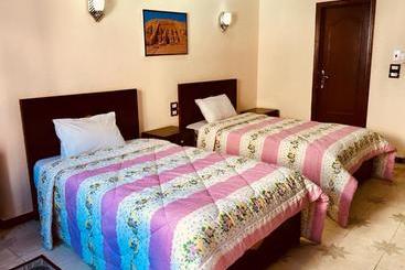 هتل Sunflower Guest House Luxor West Bank