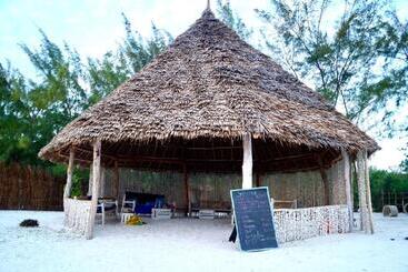 استراحتگاه Laguna Palace Zanzibar