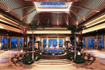 هتل Huidong Regal Palace Resort