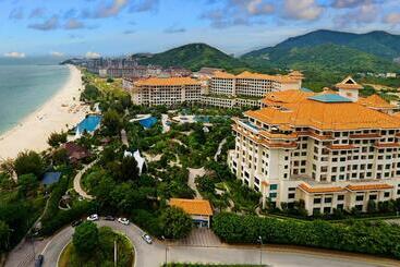 هتل Huidong Regal Palace Resort