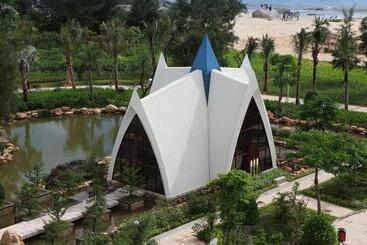 هتل Huidong Regal Palace Resort