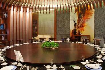 هتل Huidong Regal Palace Resort