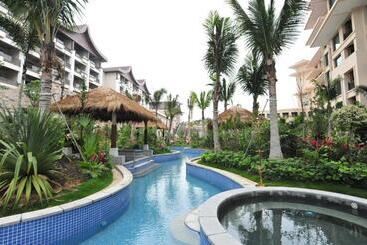 هتل Huidong Regal Palace Resort