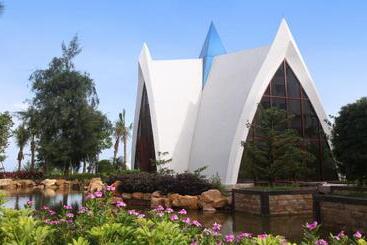 هتل Huidong Regal Palace Resort