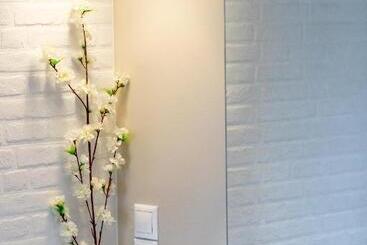Ampoulos Rooms & Apartments