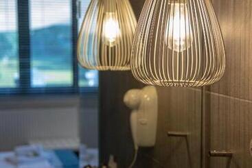 Ampoulos Rooms & Apartments