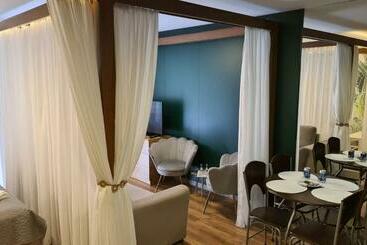 هتل Apartamenty Zdrojowa