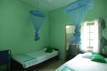 هتل Araliya Holiday Bungalow