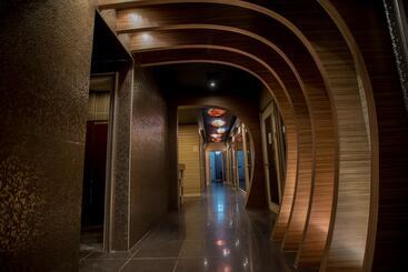 هتل Club Castle