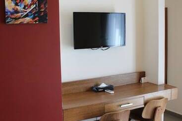 Guias Hotel & Spa