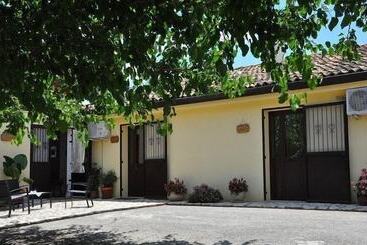 هتل Il Terrazzo Sul Sinni