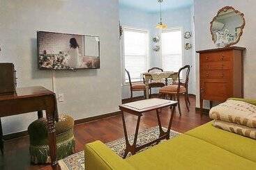 هتل Kismet Cottage