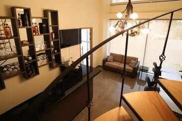 هتل Sea Valley Suites