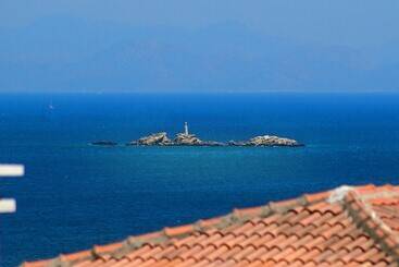 Isik Apart Datca