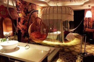 هتل Grand Nest