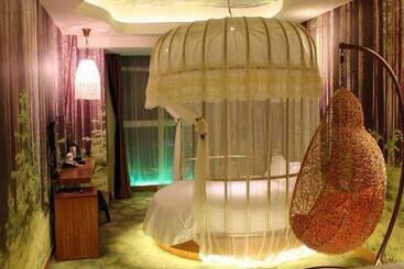 هتل Grand Nest