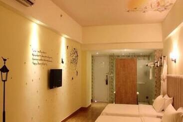 هتل Grand Nest