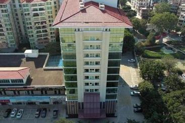 هتل Grand Nest