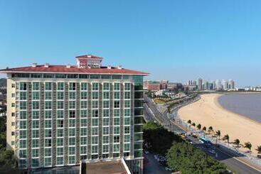 هتل Grand Nest