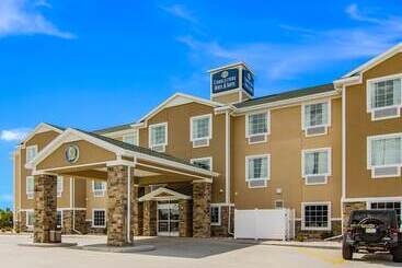 Cobblestone Hotel & Suites   Newport