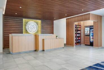 هتل Fairfield Inn & Suites By Marriott Davenport Quad Cities