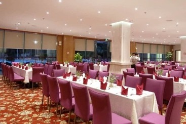هتل Grand Nest