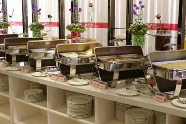 هتل Grand Nest