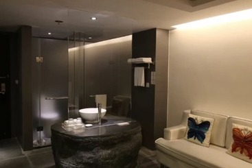هتل Grand Nest