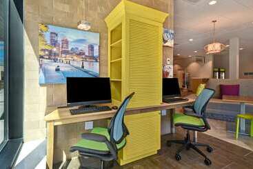 هتل Home2 Suites By Hilton Boston South Bay