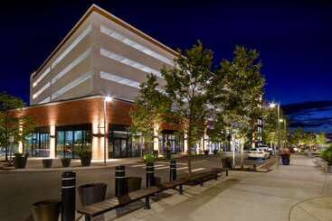 هتل Home2 Suites By Hilton Boston South Bay