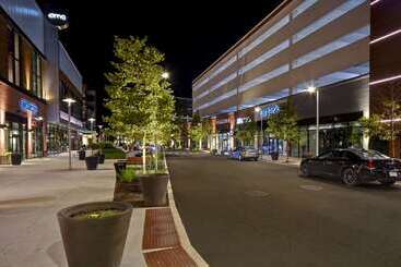 هتل Home2 Suites By Hilton Boston South Bay