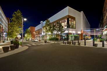 هتل Home2 Suites By Hilton Boston South Bay