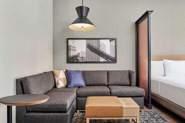 هتل Hyatt Place Chicago Medical/university District