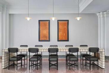 هتل Hyatt Place Chicago Medical/university District
