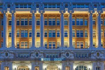 هتل Hyatt Place Chicago Medical/university District