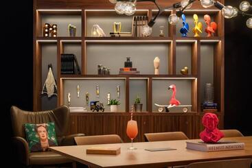 هتل Moxy Lisboa Oriente