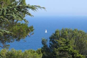 Cozy Cottage Near The Beach In Agde