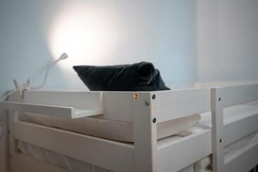 Hihome Hostel