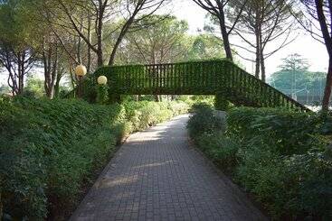 هتل Club Del Sole Marina Julia Family Camping Village