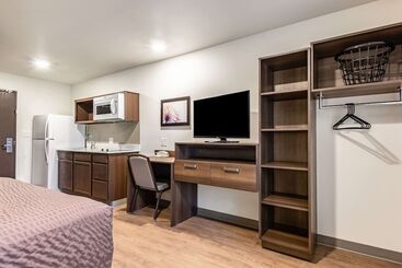 هتل Woodspring Suites Indianapolis Airport South