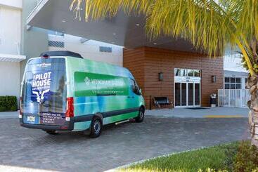 هتل Wyndham Garden Miami International Airport