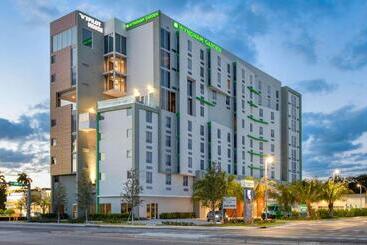 هتل Wyndham Garden Miami International Airport