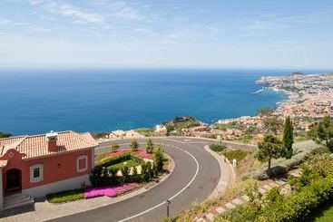 Balancal Apartments And Villas Palheiro Village