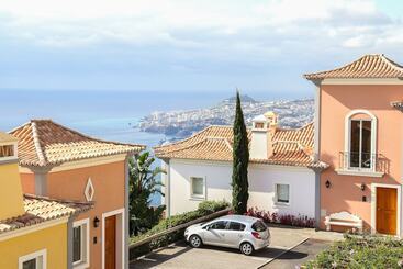 Balancal Apartments And Villas Palheiro Village