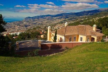Balancal Apartments And Villas Palheiro Village