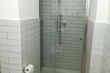 تختخواب و صبحانه Casa Malo
