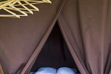 هتل Huttopia Beaulieu Sur Dordogne
